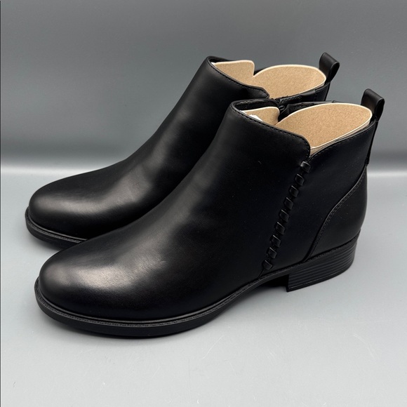 Easy Spirit Women's Lorand Almond Toe Block Heel Casual Booties - Picture 2 of 6